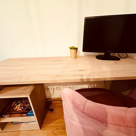 Apartment Elegant A Conflant