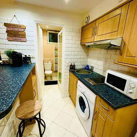 Elegant A Conflant Apartment *